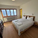 Casa Collina 阿斯科纳